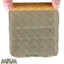 MKM Tools 10cm Hand Roller 07 - Braids From £12.49