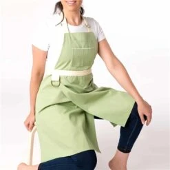Sanbao Studio Split Leg Pottery Apron - Mint Green  £39.59