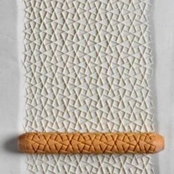 MKM Tools 10cm Hand Roller 70 - Chinese Windows  £12.49